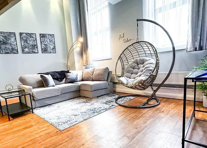 City Escape - Nottingham City Centre - Parking Available!